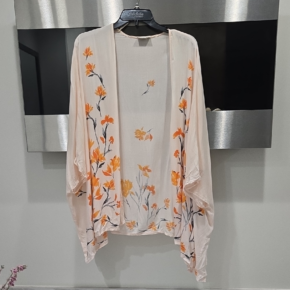 Gentle Fawn Cream Orange Floral Kimono